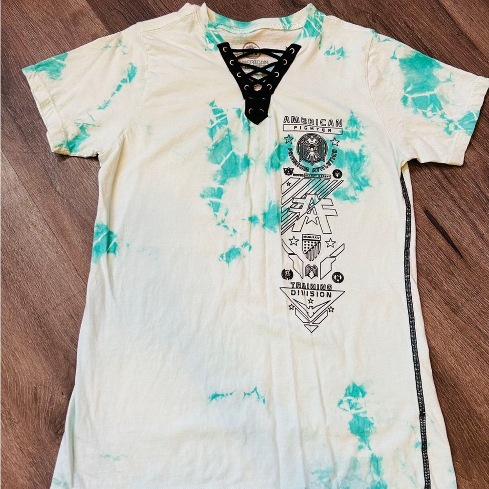 American Fighter top women M - new without tags!